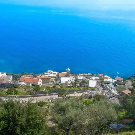 Hotel apartamentowy Hills 2*