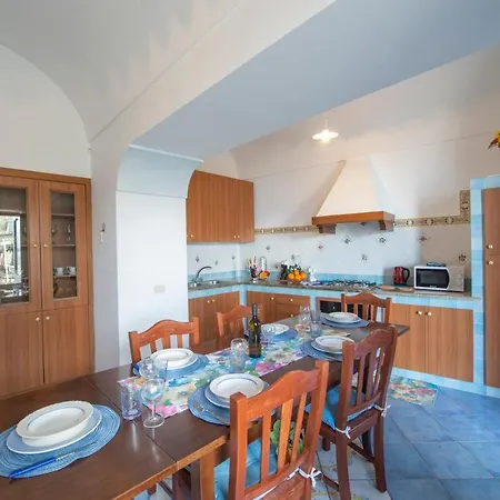 Hills Hotel apartamentowy