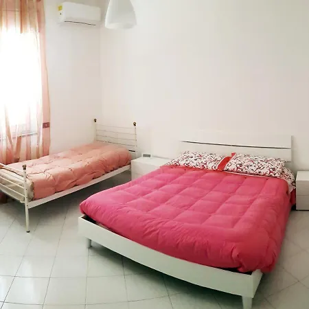 Hotel apartamentowy Hills 2*