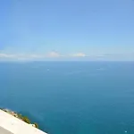 Hills Aparthotel Amalfi