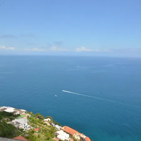 Hills Апарт-отель Амальфи