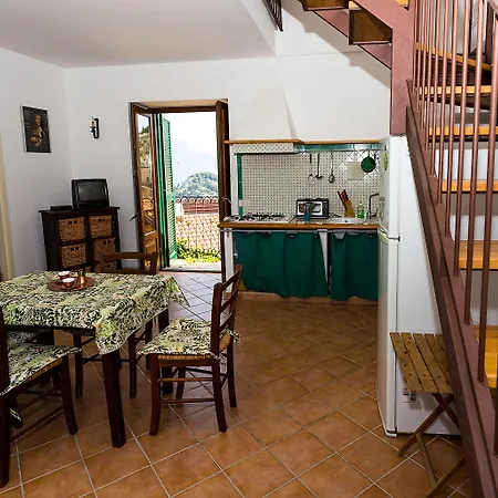 Hills Апарт-отель 4*