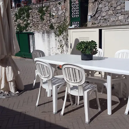 Hills Амальфи