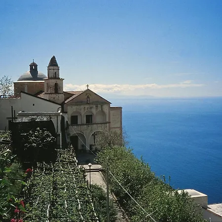 Апарт-отель Hills