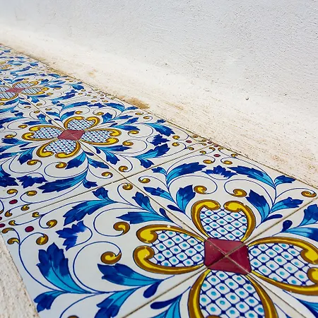 Hills Амальфи