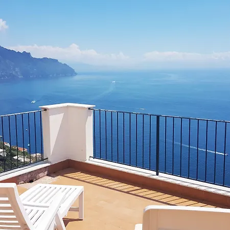 Апарт-отель Hills